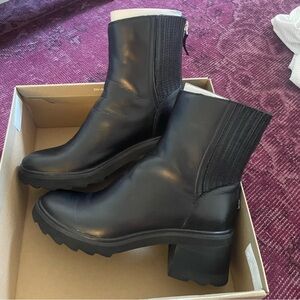 Dolce Vita Martey Black Heeled Boots